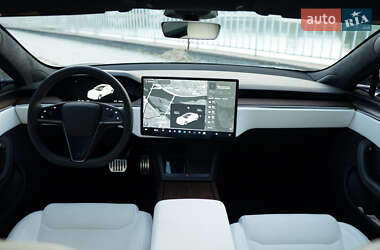 Лифтбек Tesla Model S 2022 в 