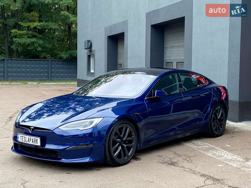 Лифтбек Tesla Model S 2021 в Киеве фото 4 Лифтбек Tesla Model S 2021 в Киеве