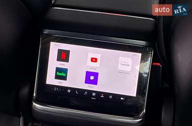 Ліфтбек Tesla Model S 2021 в 