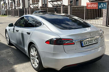 Лифтбек Tesla Model S 2018 в 