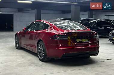 Лифтбек Tesla Model S 2024 в Черновцах