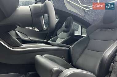 Лифтбек Tesla Model S 2024 в Черновцах