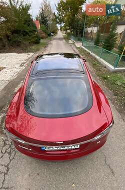 Лифтбек Tesla Model S 2013 в 
