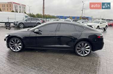 Ліфтбек Tesla Model S 2013 в 