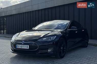 Ліфтбек Tesla Model S 2013 в 