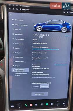 Ліфтбек Tesla Model S 2016 в  фото 12 Ліфтбек Tesla Model S 2016 в
