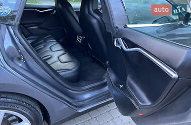 Лифтбек Tesla Model S 2016 в 