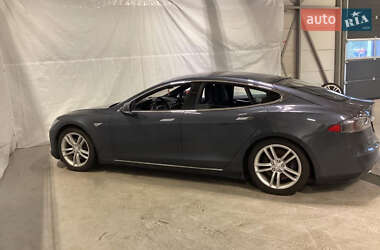 Ліфтбек Tesla Model S 2016 в 