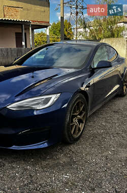 Лифтбек Tesla Model S 2021 в 
