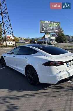Ліфтбек Tesla Model S 2022 в 