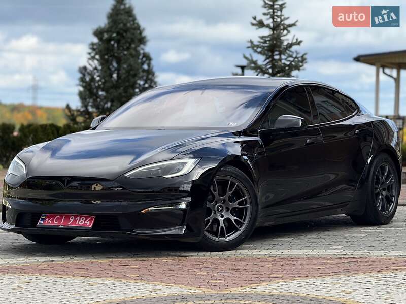 Ліфтбек Tesla Model S 2024 в Дрогобичі