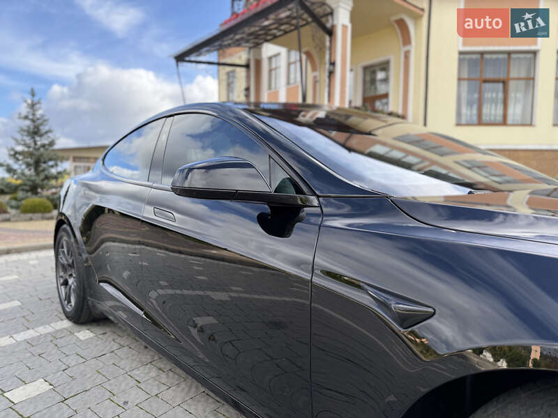 Ліфтбек Tesla Model S 2024 в Дрогобичі