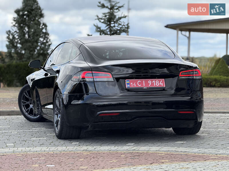 Ліфтбек Tesla Model S 2024 в Дрогобичі