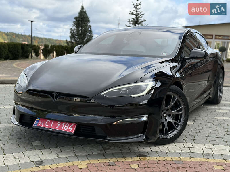 Ліфтбек Tesla Model S 2024 в Дрогобичі