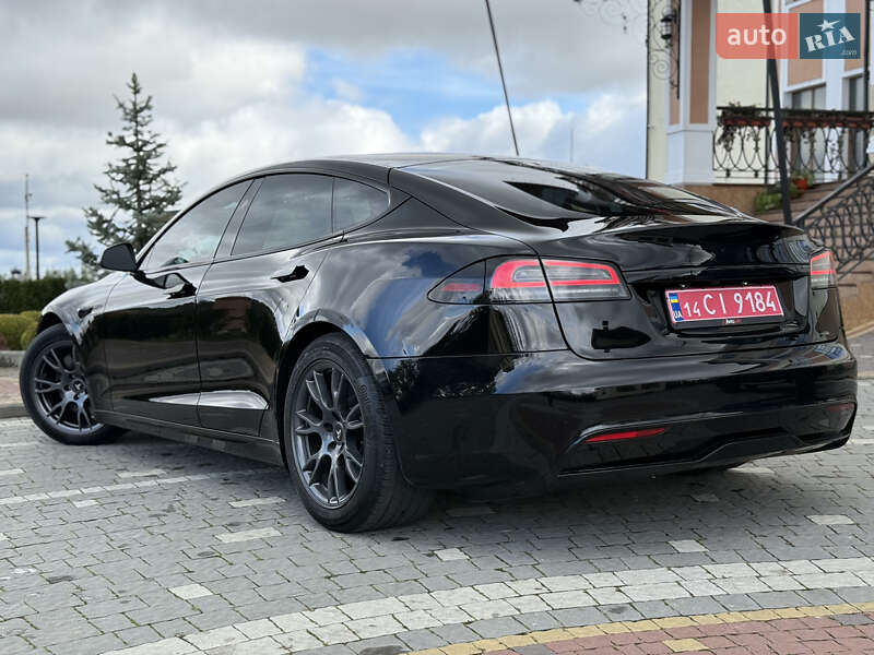 Ліфтбек Tesla Model S 2024 в Дрогобичі