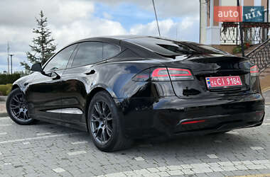 Лифтбек Tesla Model S 2024 в 