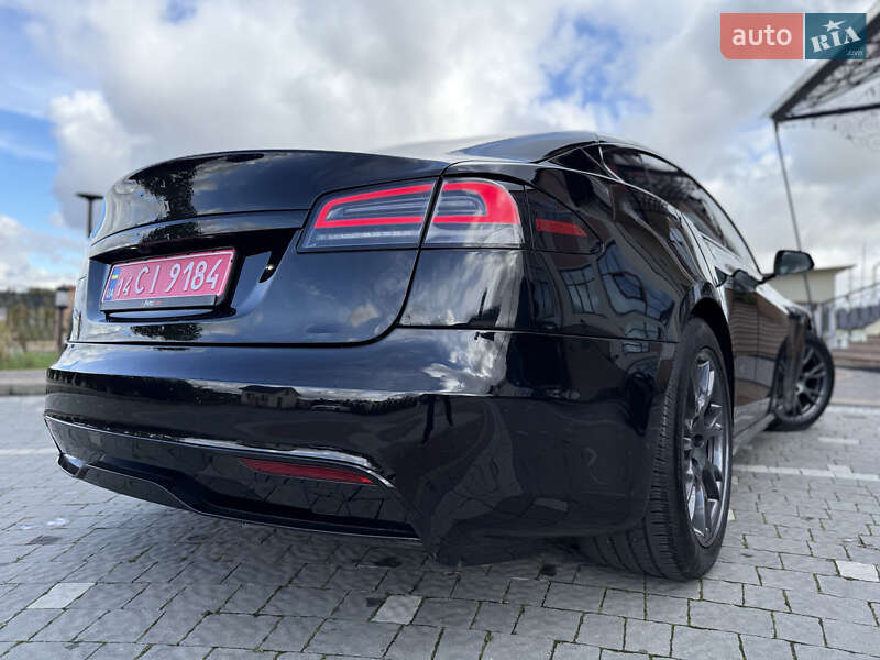 Ліфтбек Tesla Model S 2024 в Дрогобичі