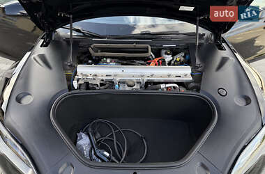 Лифтбек Tesla Model S 2024 в 