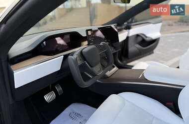 Лифтбек Tesla Model S 2024 в 
