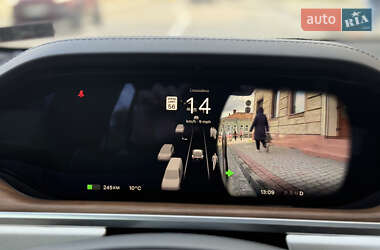 Лифтбек Tesla Model S 2024 в 