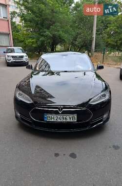 Лифтбек Tesla Model S 2014 в Одессе