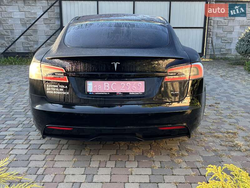 Лифтбек Tesla Model S 2021 в Ровно