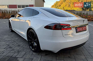 Лифтбек Tesla Model S 2017 в 