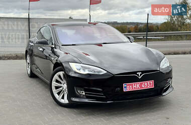 Лифтбек Tesla Model S 2017 в 