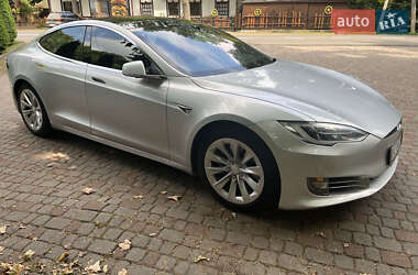 Лифтбек Tesla Model S 2018 в 