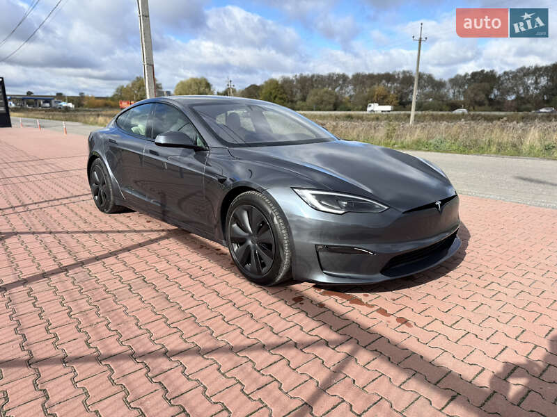 Tesla Model S 2022