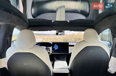 Лифтбек Tesla Model S 2022 в 