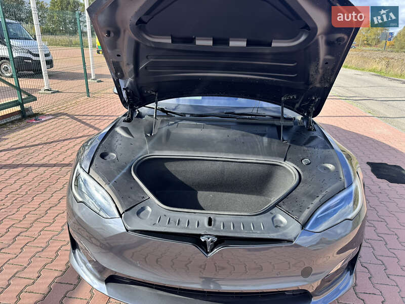 Лифтбек Tesla Model S 2022 в Ровно фото 48 Лифтбек Tesla Model S 2022 в Ровно