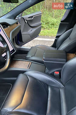 Лифтбек Tesla Model S 2019 в 