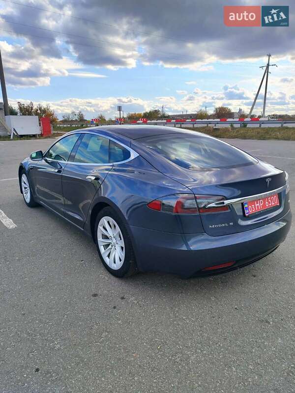 Лифтбек Tesla Model S 2018 в Кобеляках