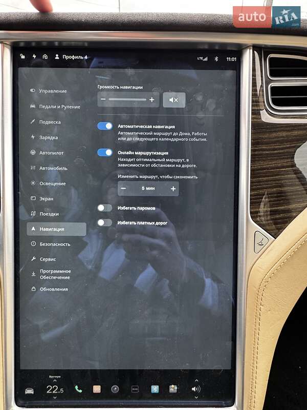 Лифтбек Tesla Model S 2015 в Киеве