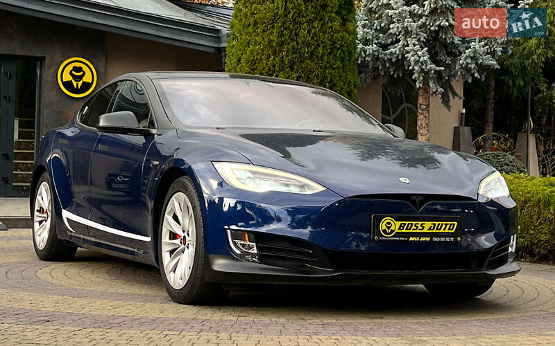 Ліфтбек Tesla Model S 2019 в 