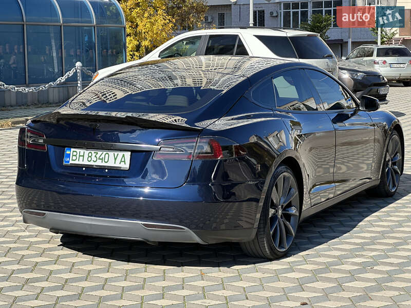 Ліфтбек Tesla Model S 2013 в Чорноморську