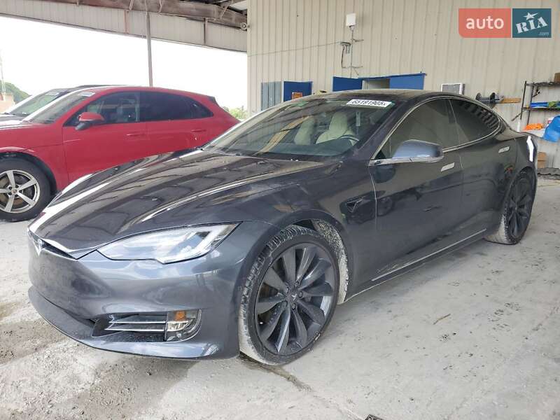 Tesla Model S 2017