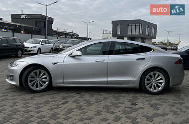 Лифтбек Tesla Model S 2018 в 