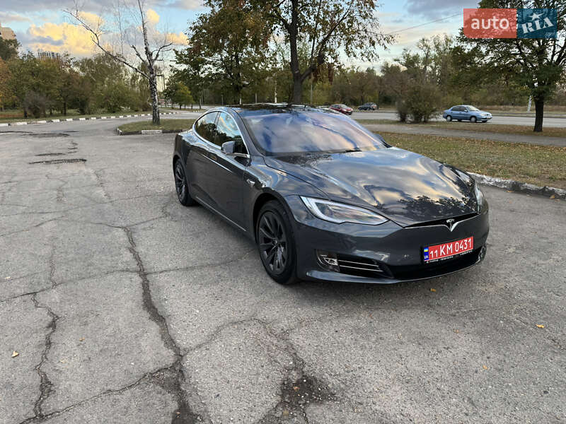 Лифтбек Tesla Model S 2020 в Запорожье фото 13 Лифтбек Tesla Model S 2020 в Запорожье