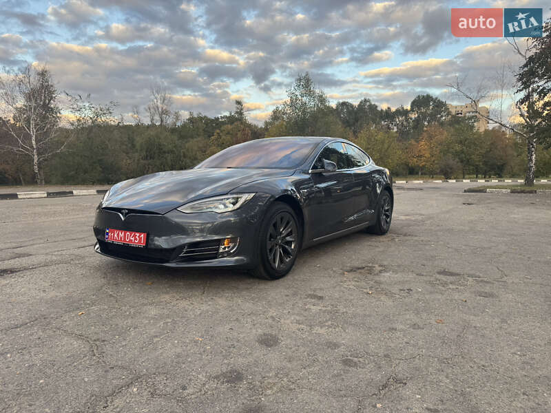 Лифтбек Tesla Model S 2020 в Запорожье фото 9 Лифтбек Tesla Model S 2020 в Запорожье