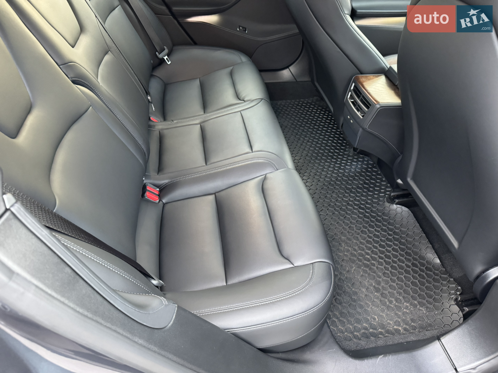 2020 Tesla Model S - мініатюра 25
