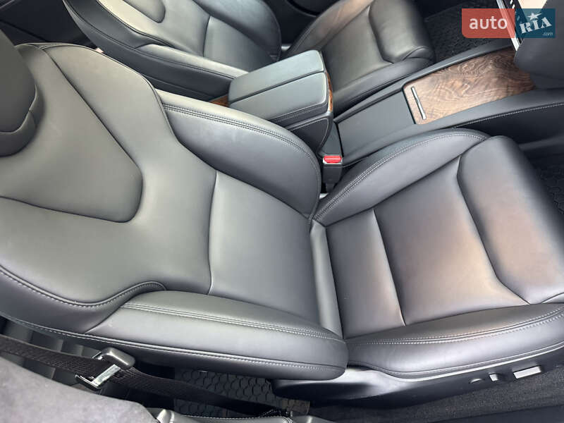 Лифтбек Tesla Model S 2020 в Запорожье фото 27 Лифтбек Tesla Model S 2020 в Запорожье