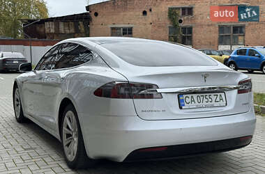Лифтбек Tesla Model S 2016 в 