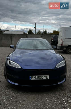 Ліфтбек Tesla Model S 2021 в 