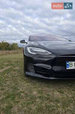 Ліфтбек Tesla Model S 2016 в 
