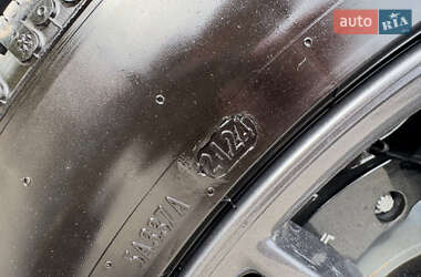 Лифтбек Tesla Model S 2024 в 