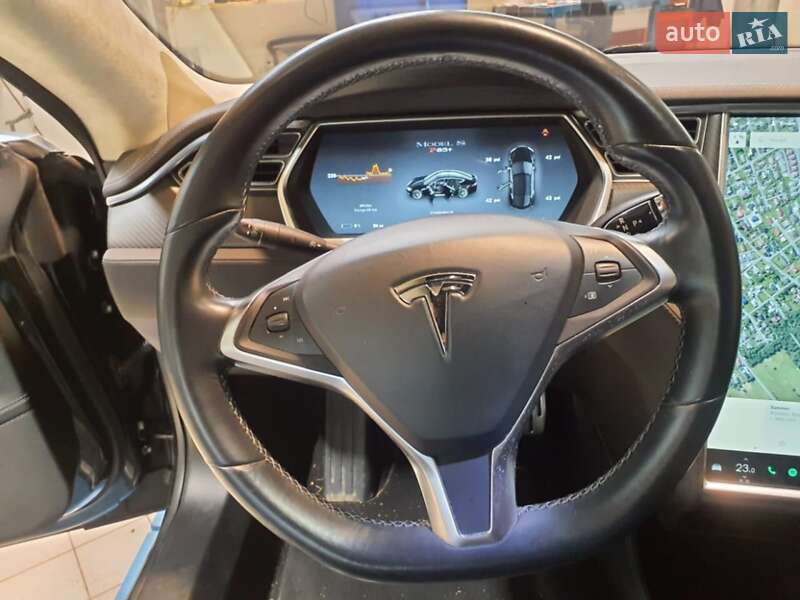 Ліфтбек Tesla Model S 2014 в Києві фото 28 Ліфтбек Tesla Model S 2014 в Києві