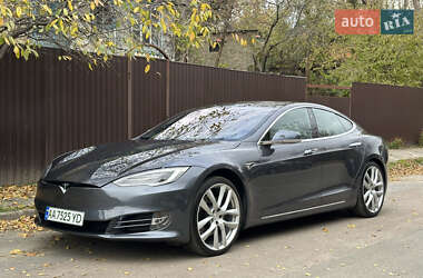 Лифтбек Tesla Model S 2020 в 