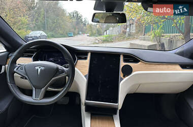 Лифтбек Tesla Model S 2020 в 